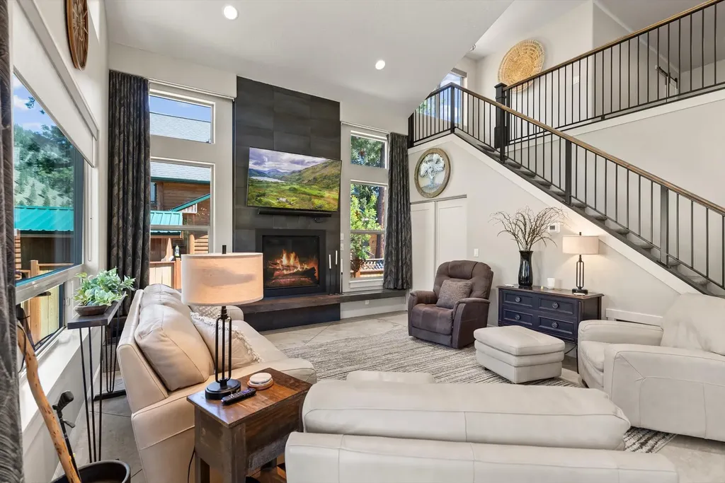 334 Clark Fork Drive Superior MT 59872
