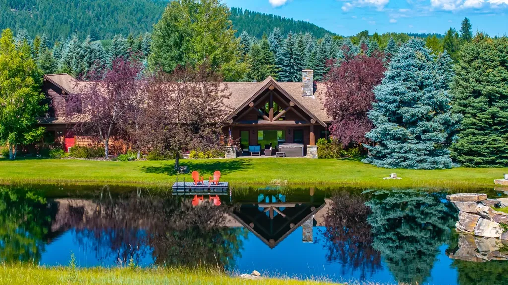 1075 Swan Horseshoe Drive Bigfork MT 59911