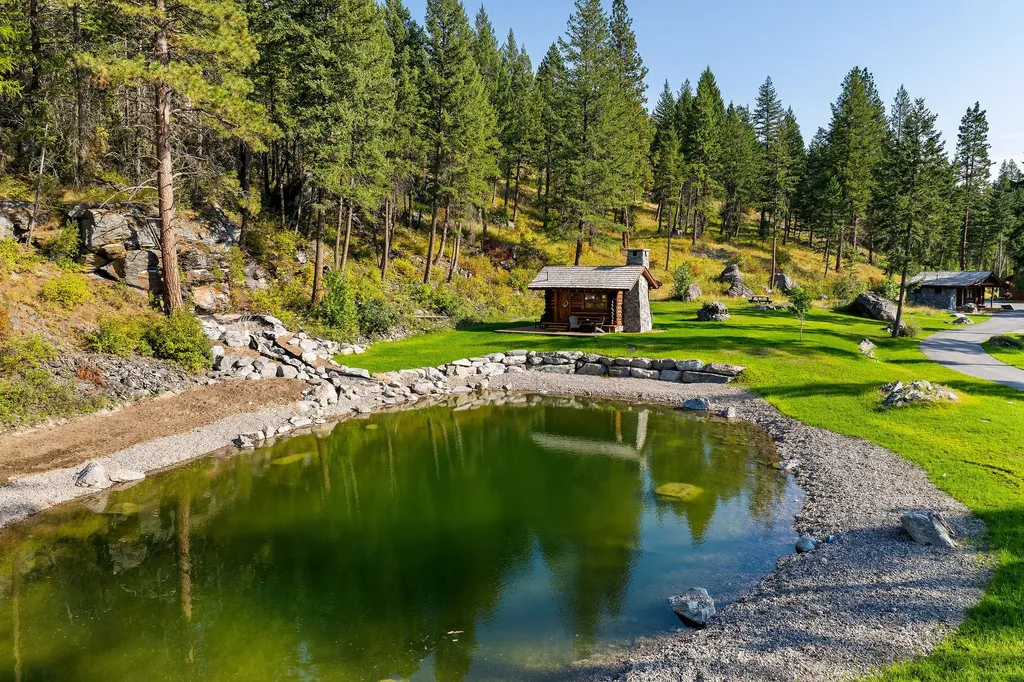 210 Trading Post Trail Bigfork MT 59911