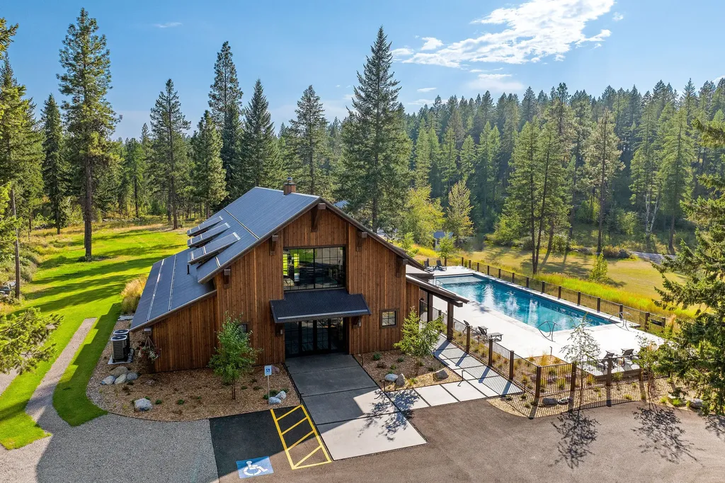 381 Chief Cliff Trail Bigfork MT 59911