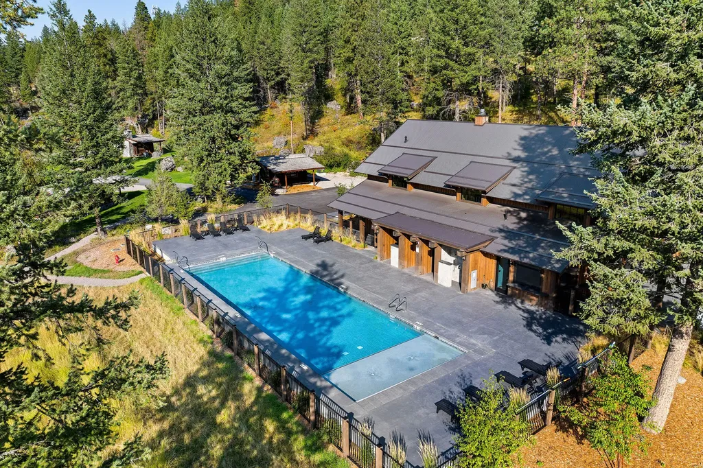 381 Chief Cliff Trail Bigfork MT 59911