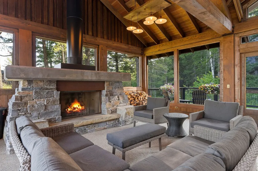 381 Chief Cliff Trail Bigfork MT 59911