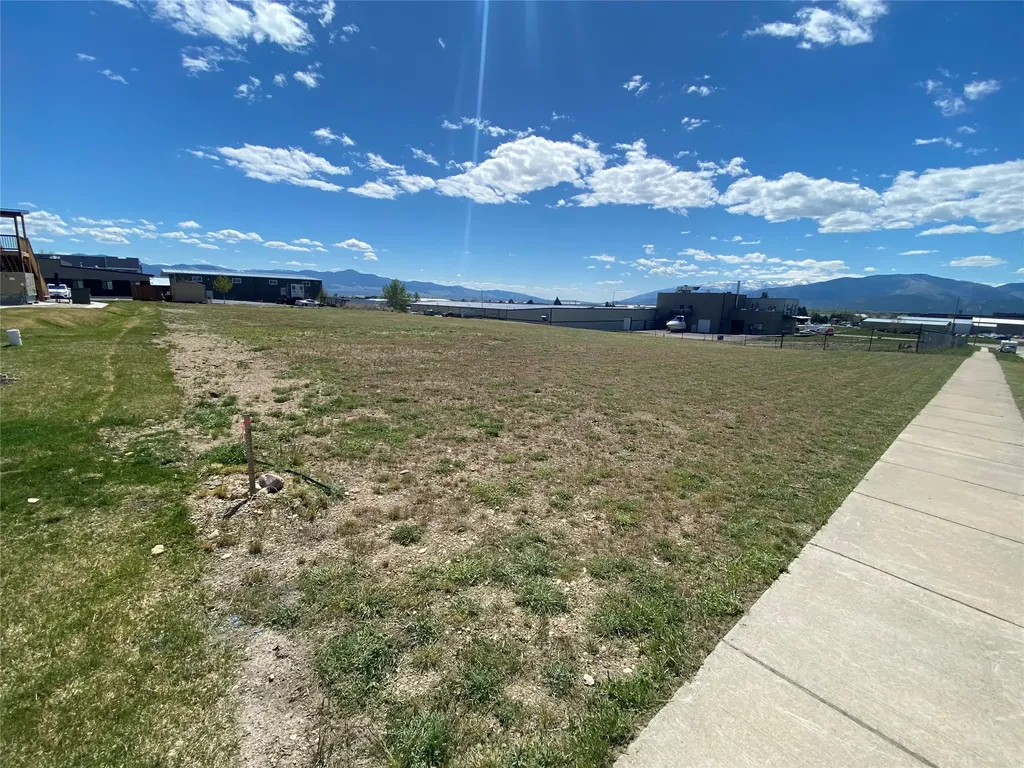 Lot 7 W Harrier Missoula MT 59808
