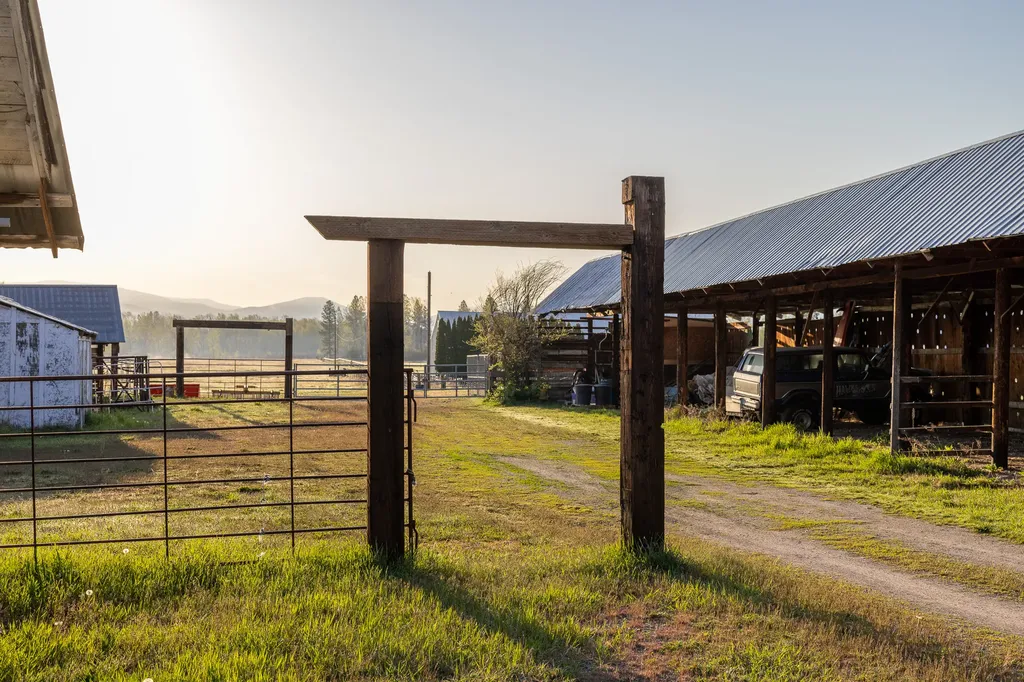 3690 Big Flat Road Missoula MT 59804