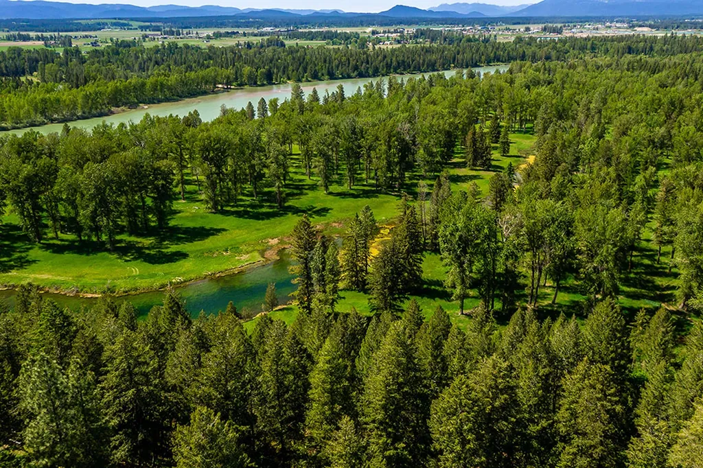 560 Windfield Lane Columbia Falls MT 59912