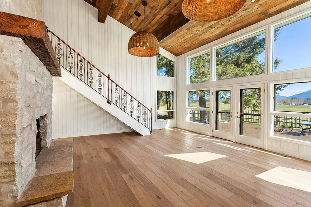 560 Windfield Lane Columbia Falls MT 59912
