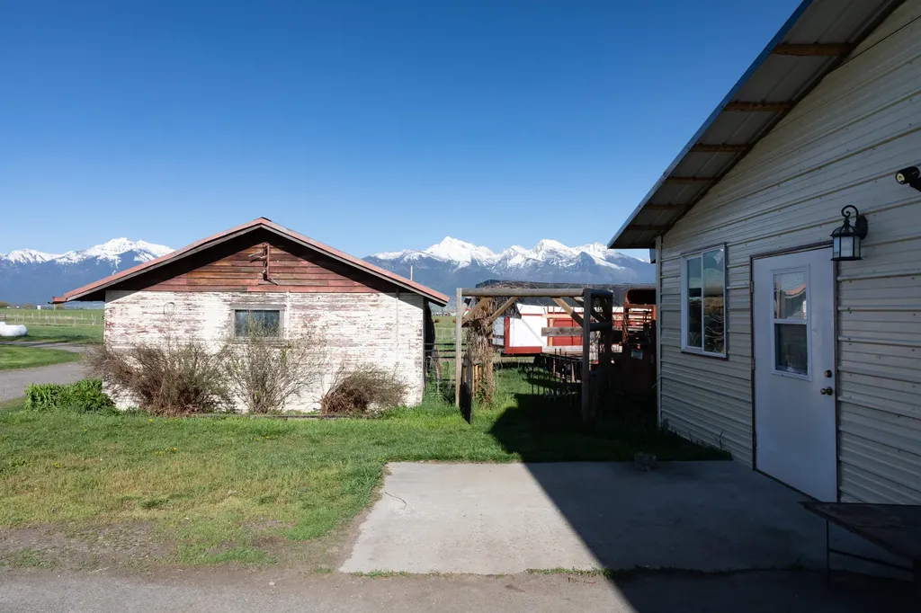 37521 Dublin Gulch Road St Ignatius MT 59865