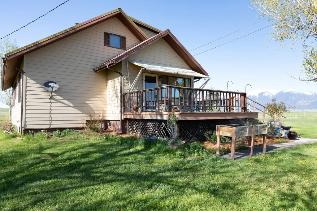 37521 Dublin Gulch Road St Ignatius MT 59865