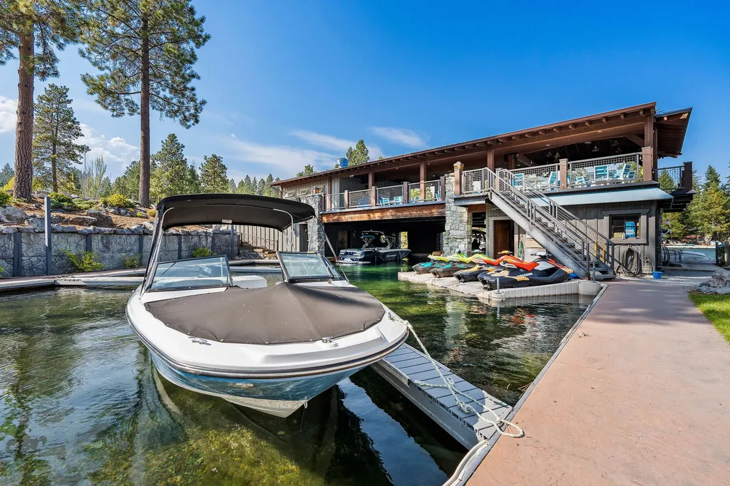 205 Trading Post Trail Bigfork MT 59911