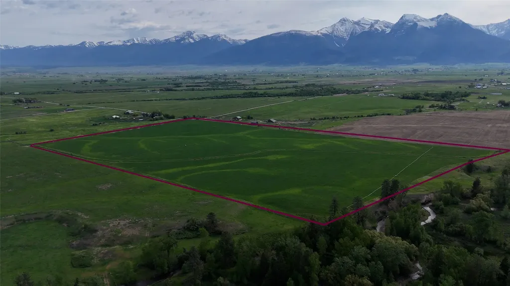 58491 Lower Crossing Road St Ignatius MT 59865