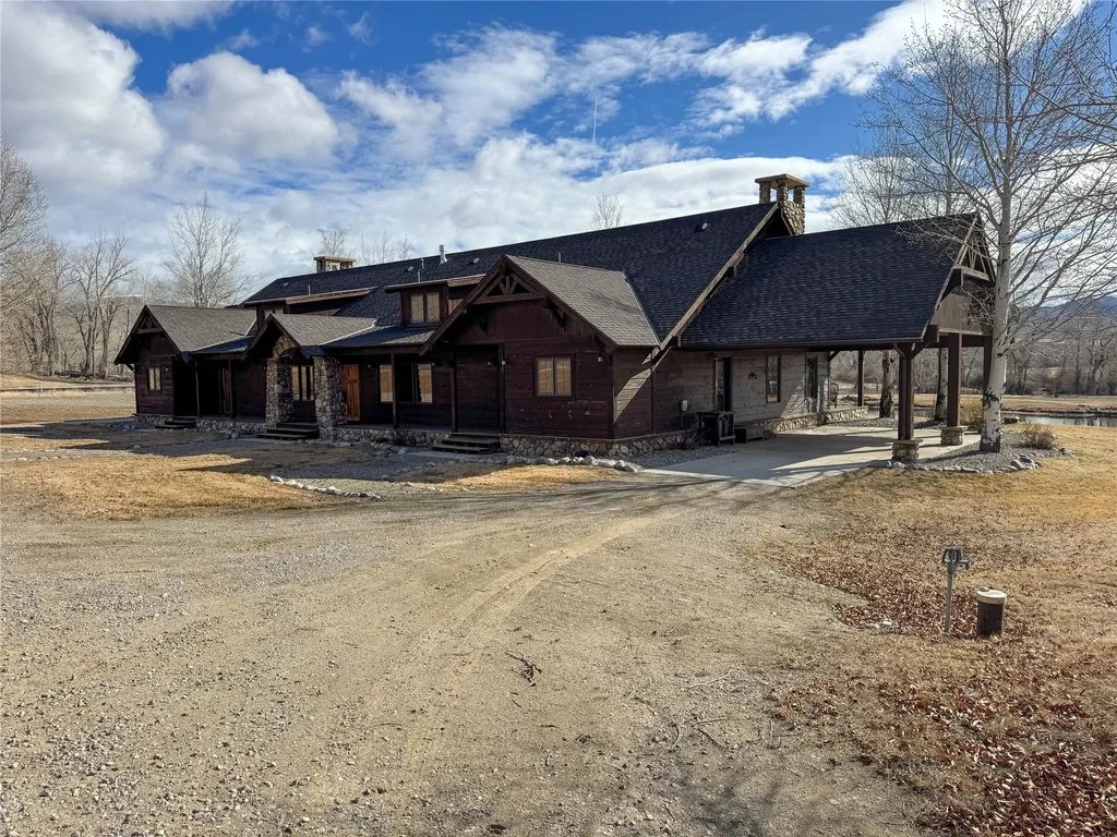 100 Snowberry Path Melrose MT 59743