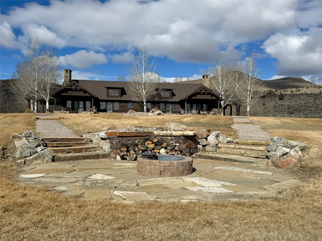 100 Snowberry Path Melrose MT 59743