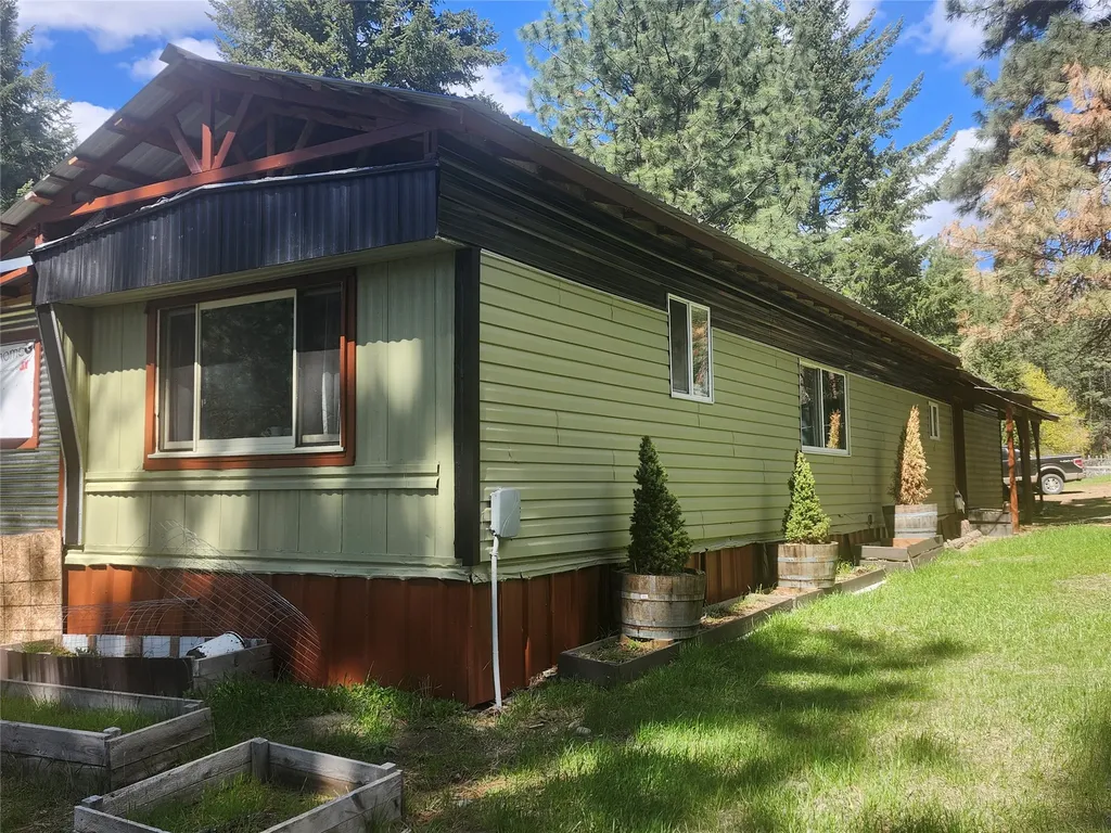 189 Buffalo Bill Road Plains MT 59859
