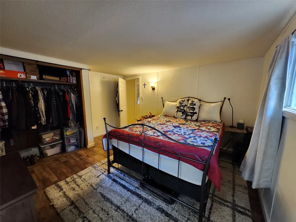 189 Buffalo Bill Road Plains MT 59859