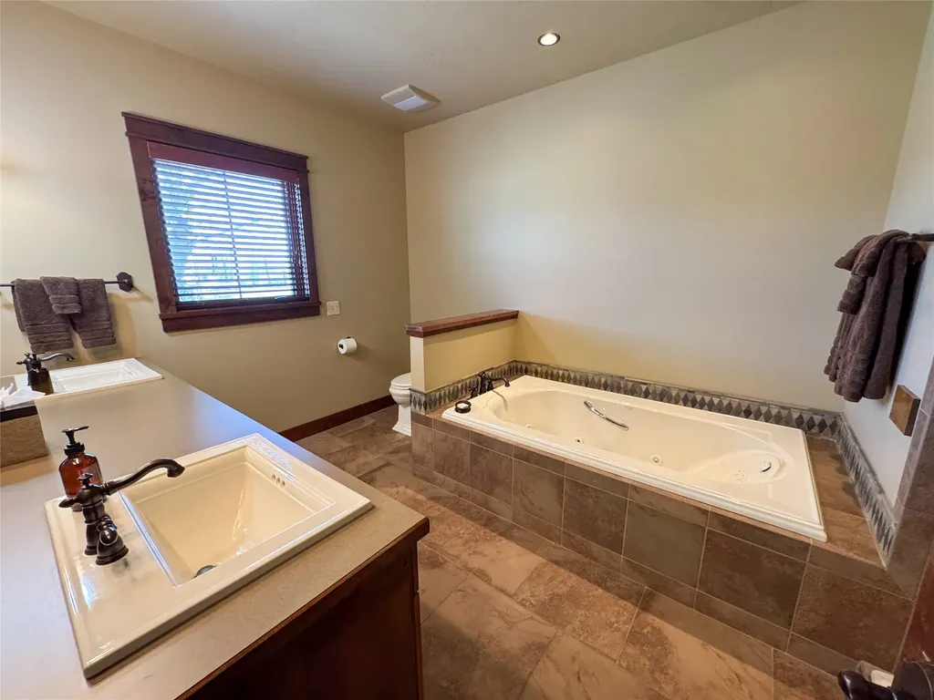 100 Snowberry Path Melrose MT 59743