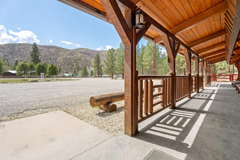 5388 Us Highway 93 S Conner MT 59827