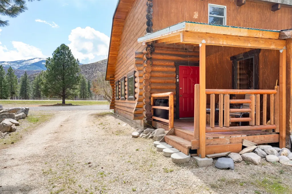 5388 Us Highway 93 S Conner MT 59827