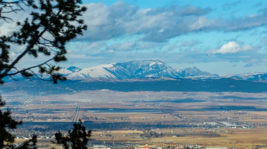 297 S Hills Road Clancy MT 59634