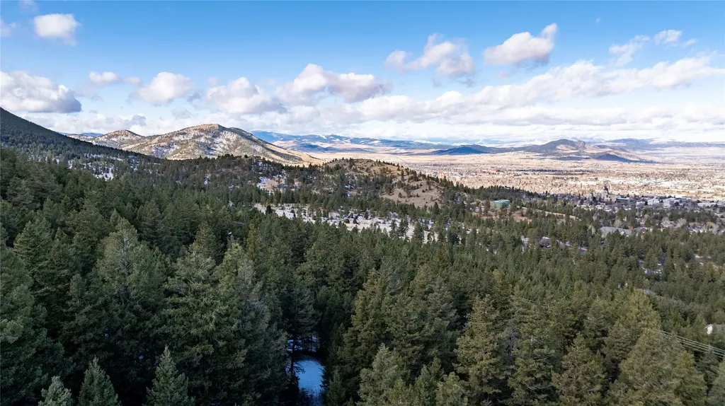 297 S Hills Road Clancy MT 59634