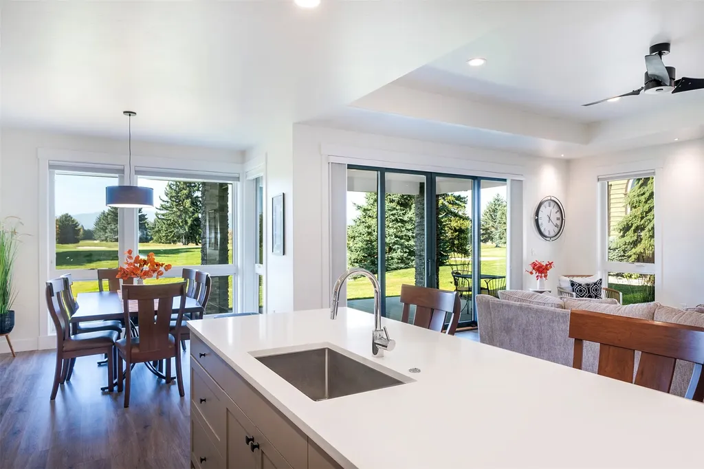 1347 Lake Pointe Drive Bigfork MT 59911