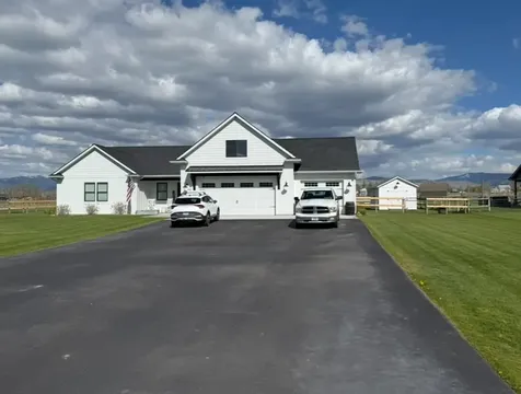 752 Talons Way Hamilton MT 59840