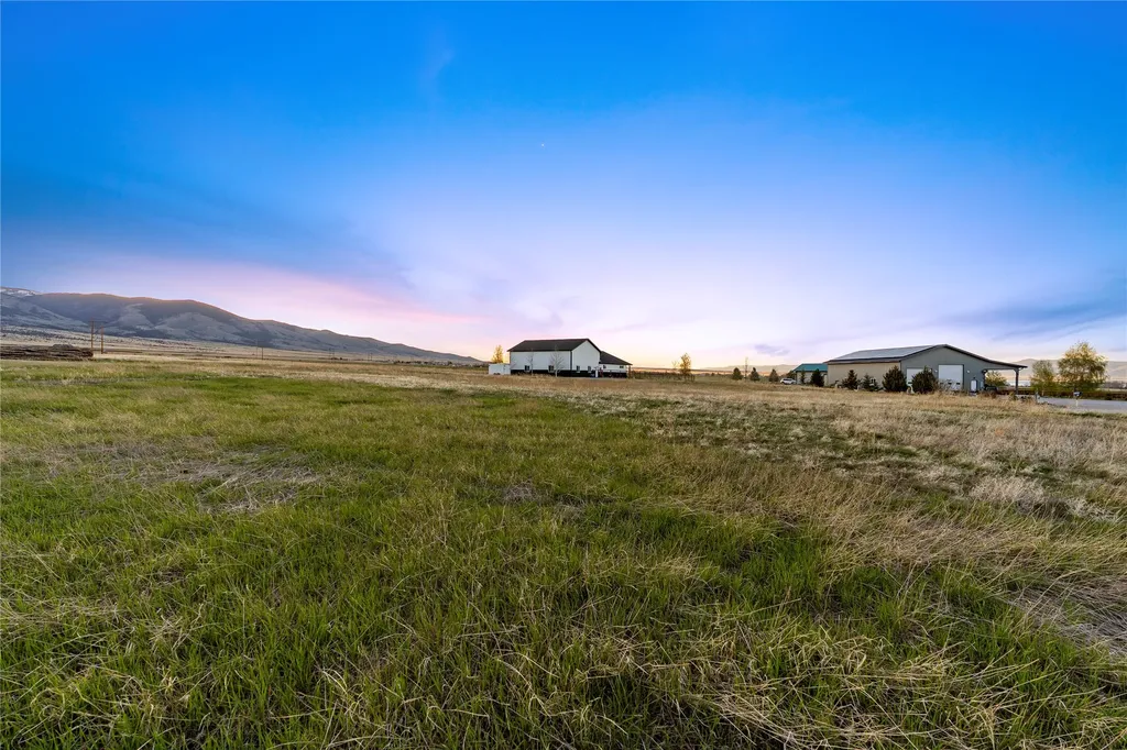 15 Tara Drive Townsend MT 59644