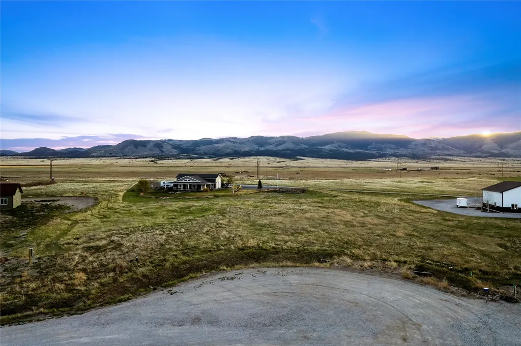 15 Tara Drive Townsend MT 59644
