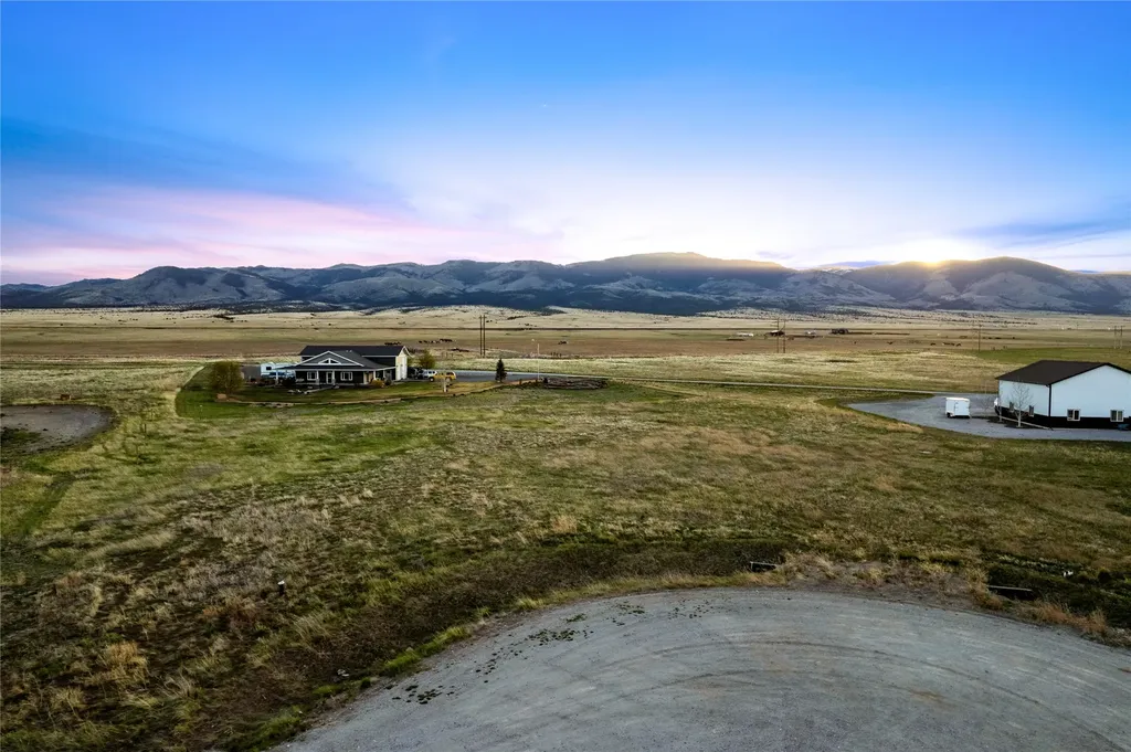 15 Tara Drive Townsend MT 59644