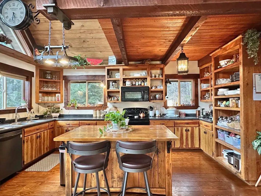 41510 Canal Road Ronan MT 59864
