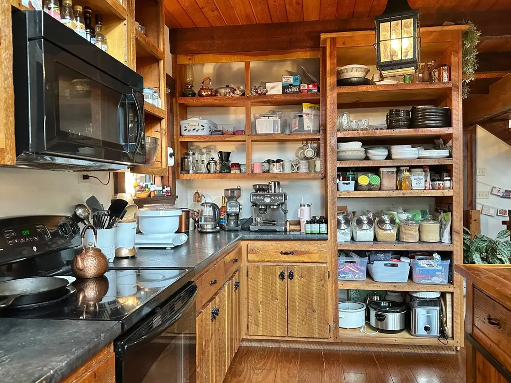 41510 Canal Road Ronan MT 59864