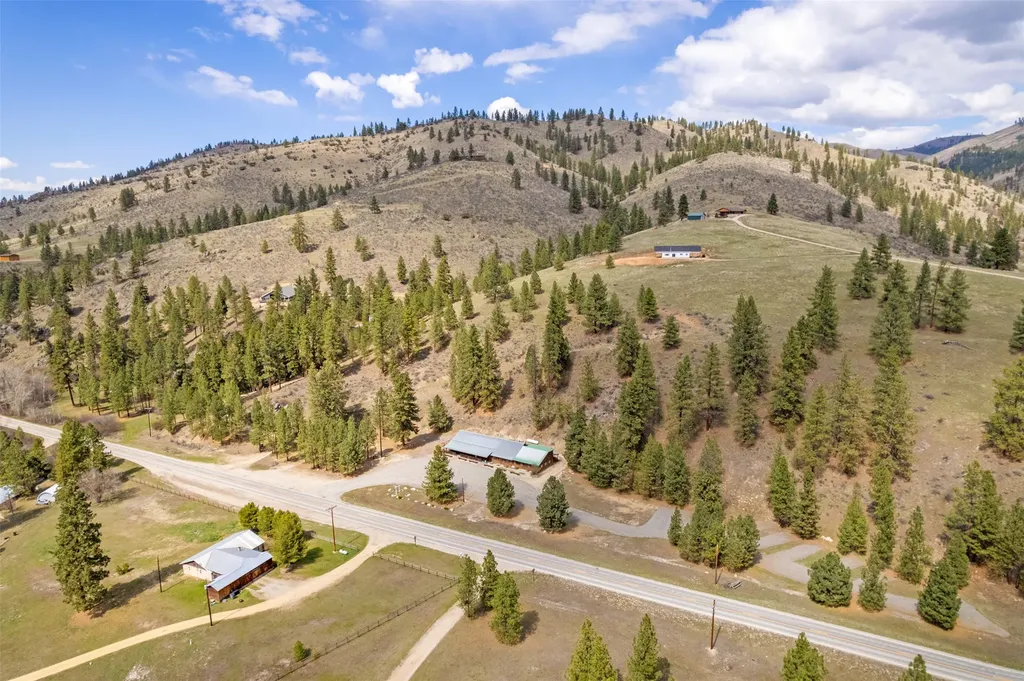 5388 Us Highway 93 S Conner MT 59827