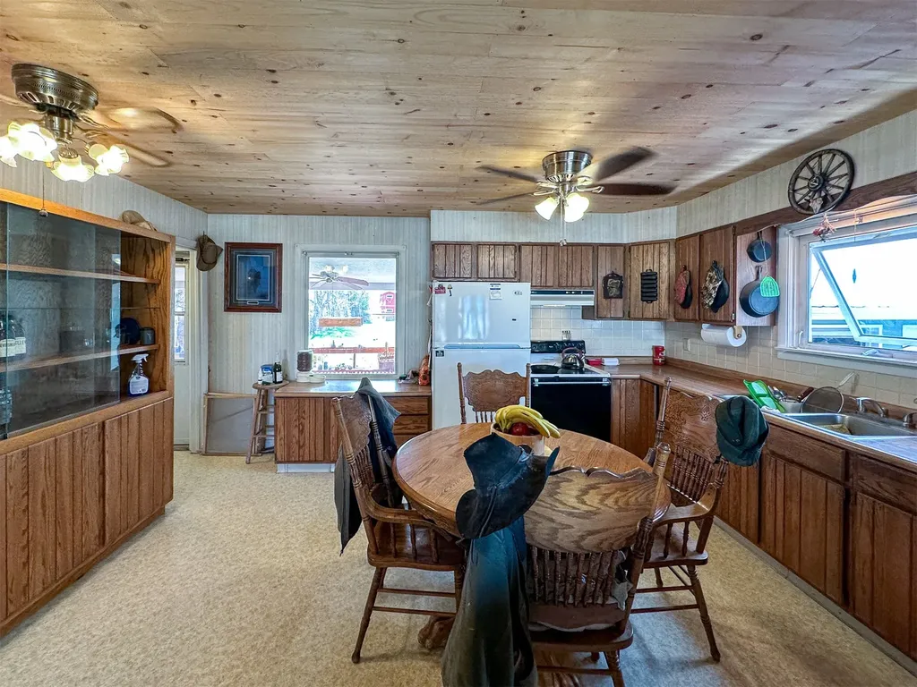 1140 5th Avenue Vaughn MT 59487