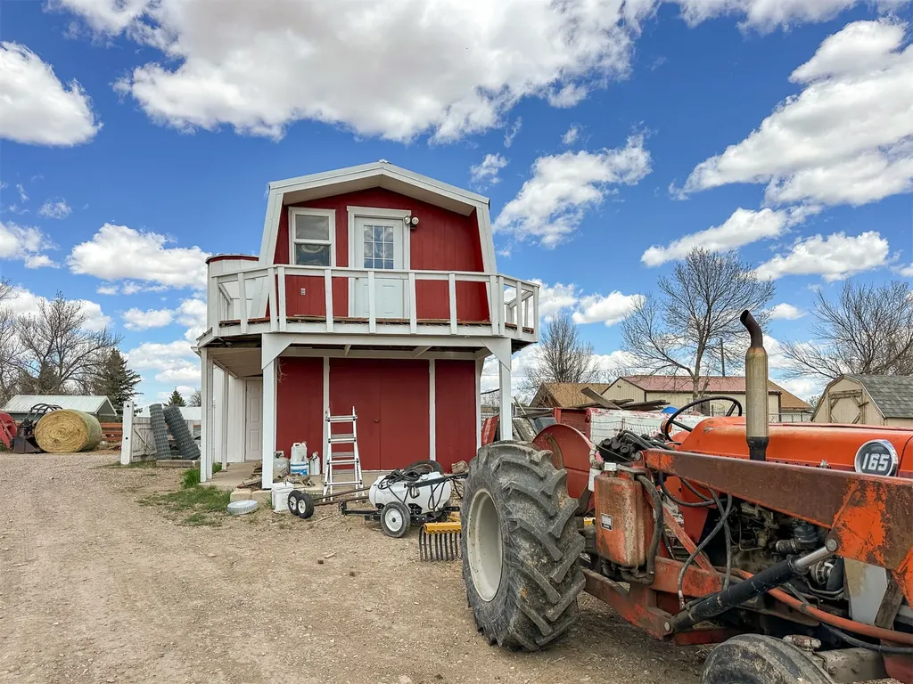 1140 5th Avenue Vaughn MT 59487