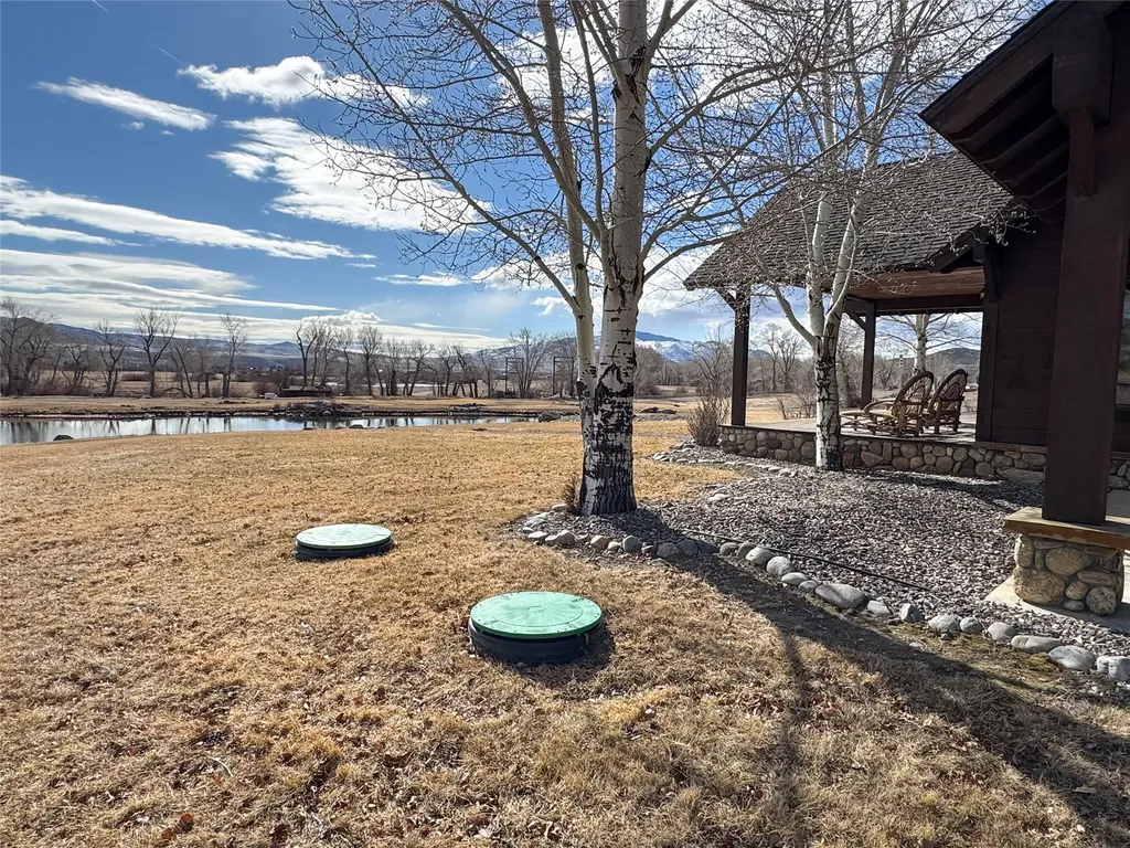 100 Snowberry Path Melrose MT 59743