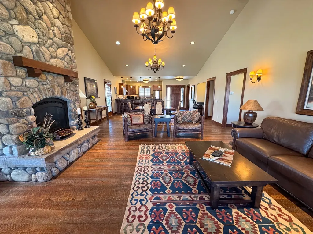 100 Snowberry Path Melrose MT 59743