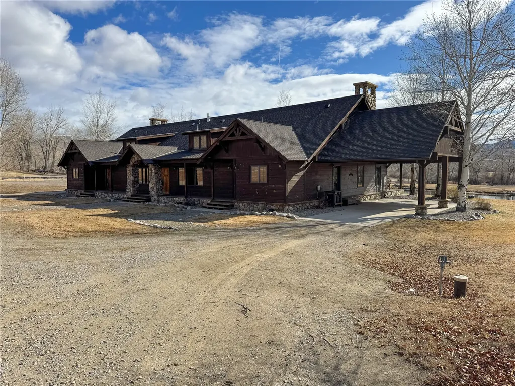 100 Snowberry Path Melrose MT 59743