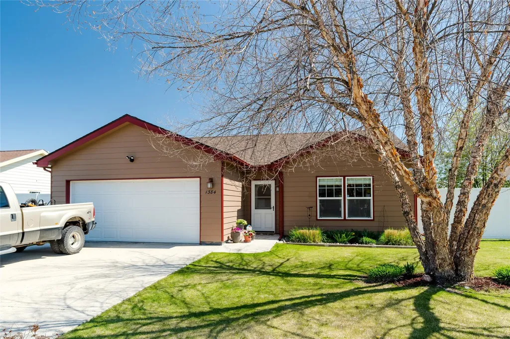 1384 Klondyke Loop Somers MT 59932