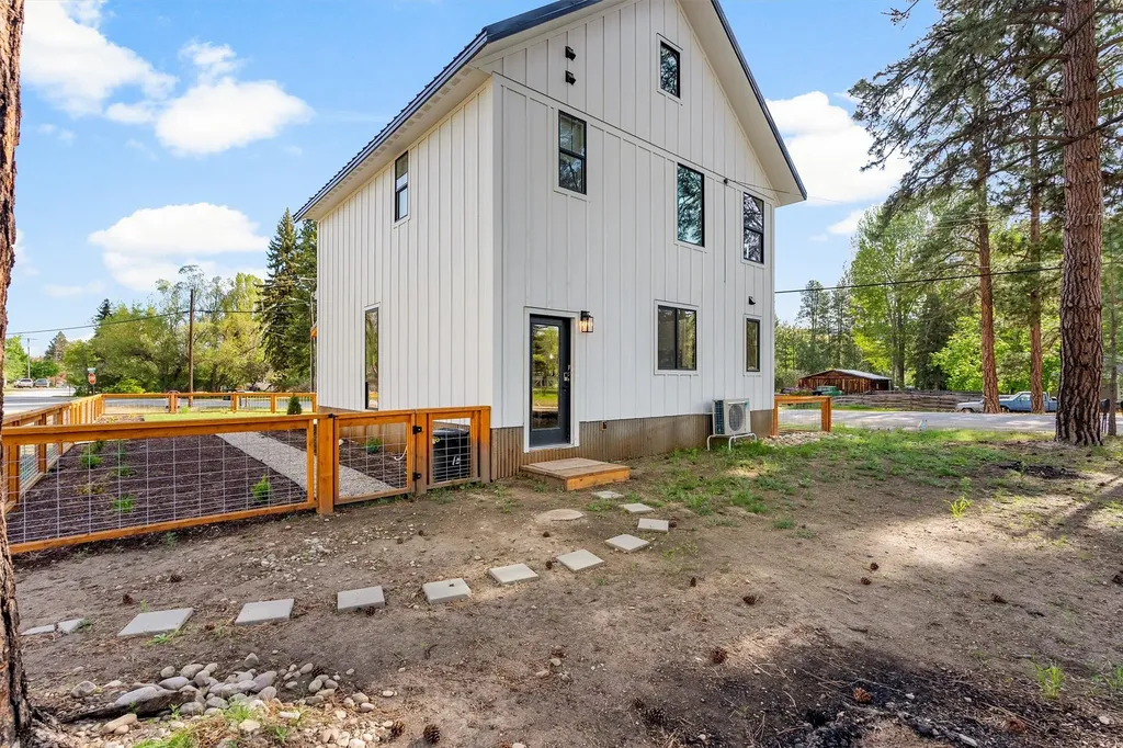 212 Water Way Darby MT 59829