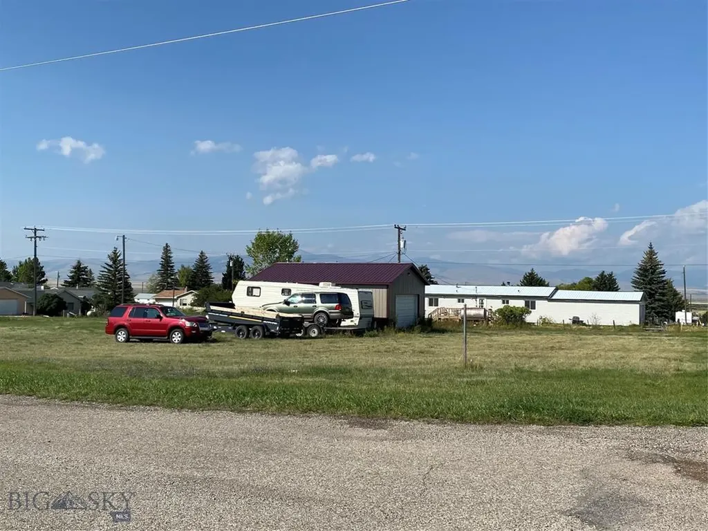 212 E Maginnis Street White Sulphur Springs MT 59645