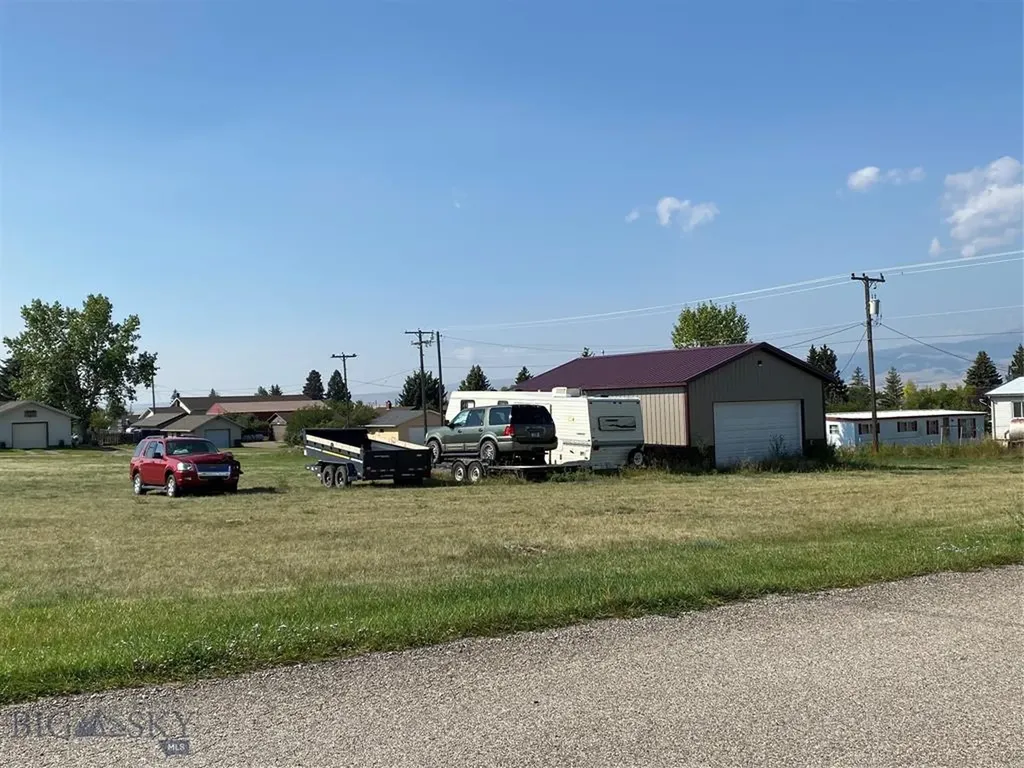 212 E Maginnis Street White Sulphur Springs MT 59645