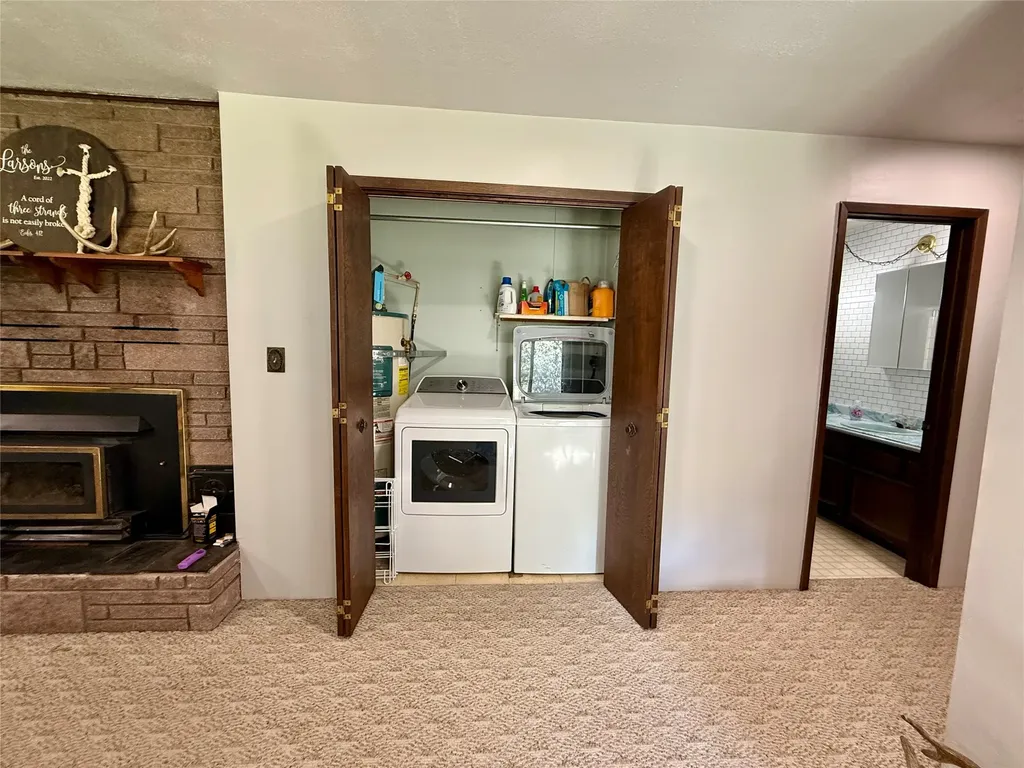 12437 Us Highway 2 Troy MT 59935