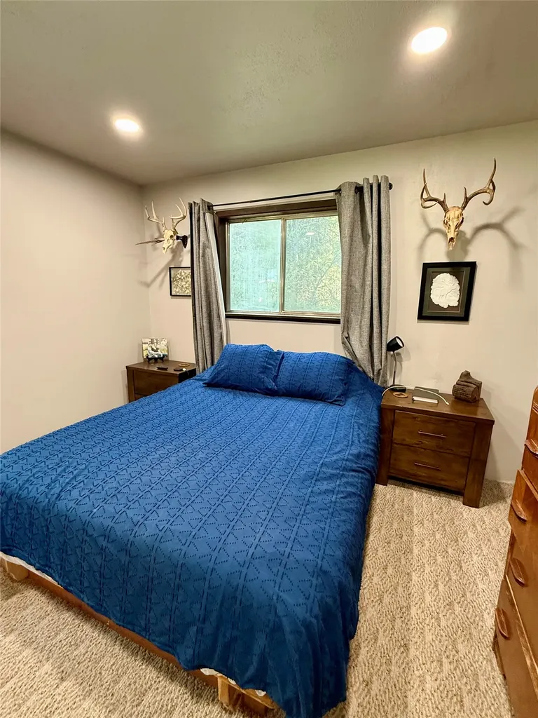 12437 Us Highway 2 Troy MT 59935