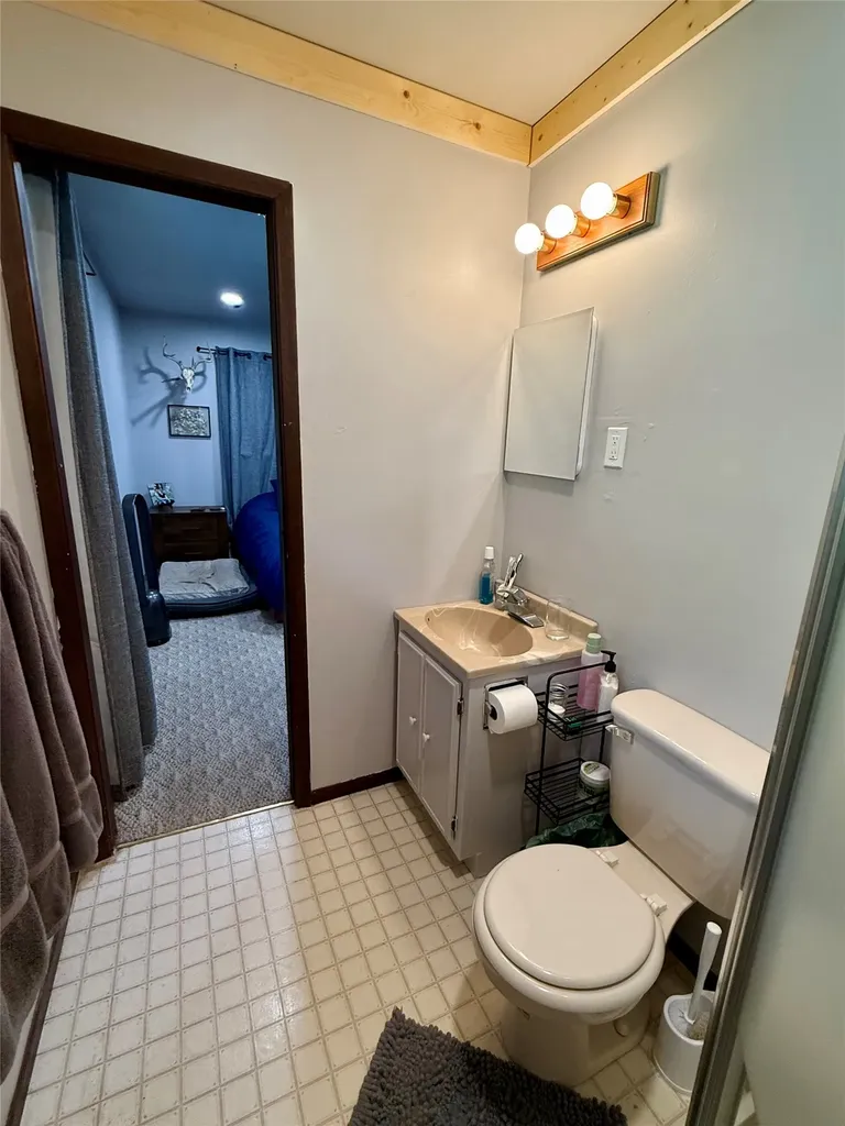 12437 Us Highway 2 Troy MT 59935