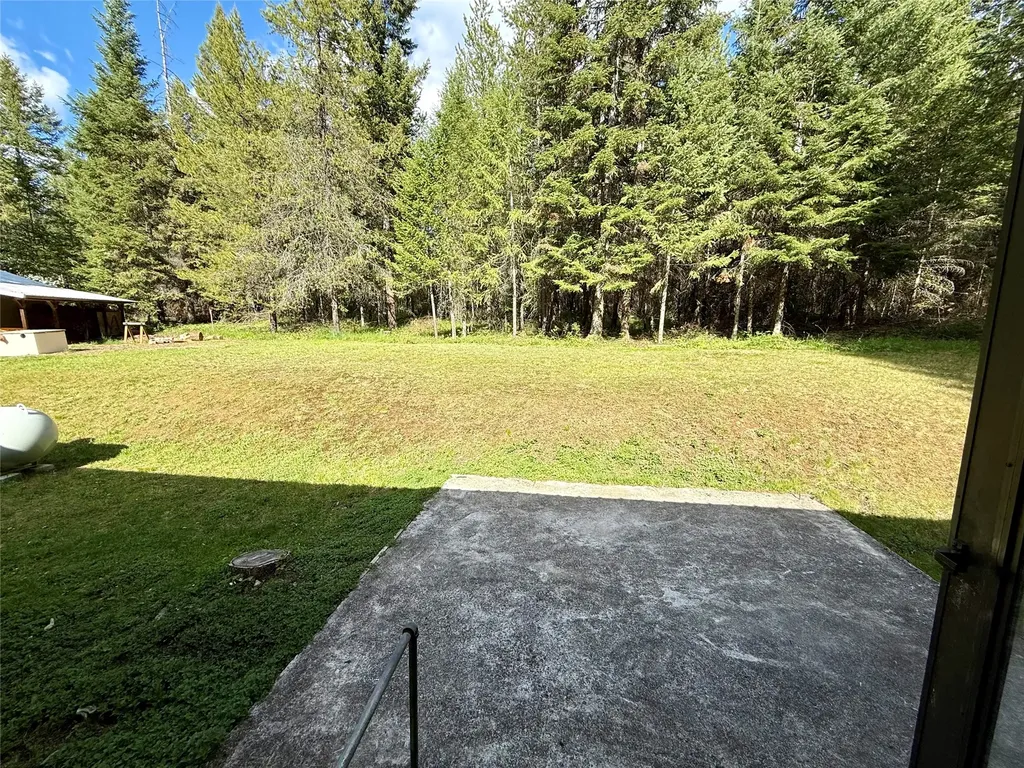 12437 Us Highway 2 Troy MT 59935