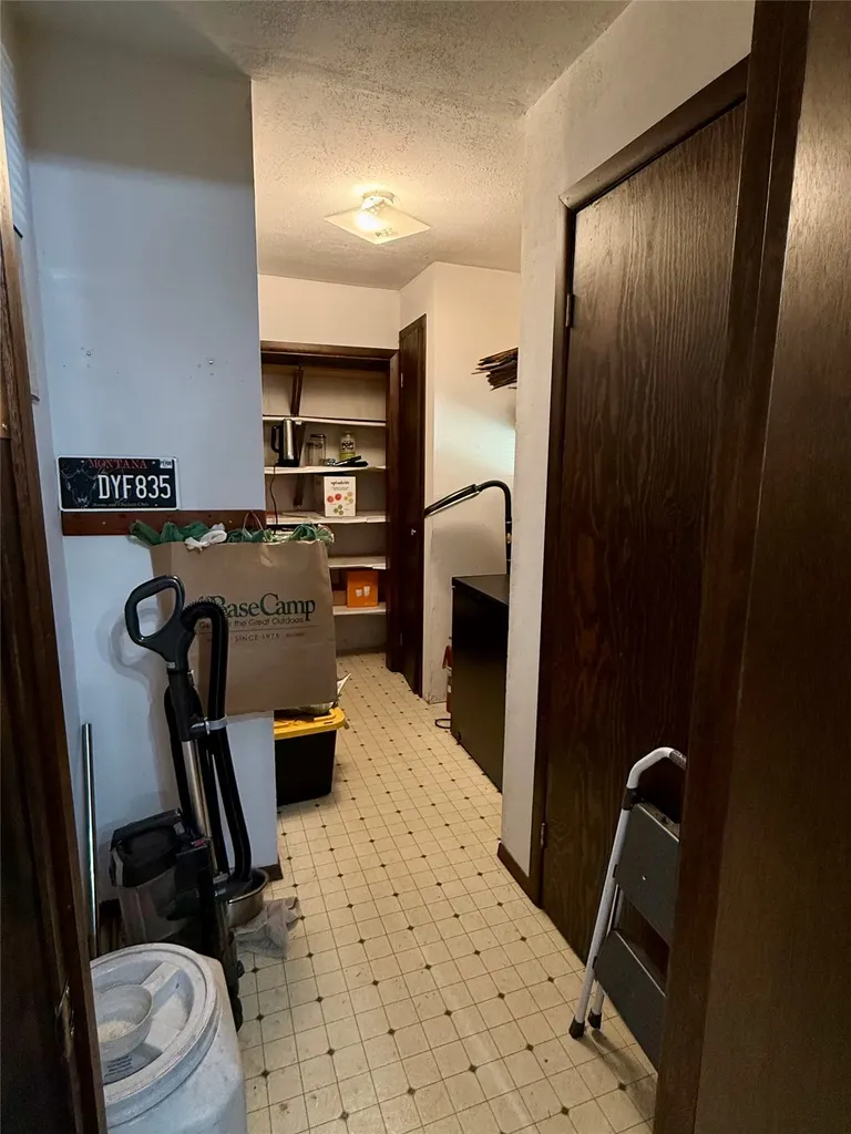 12437 Us Highway 2 Troy MT 59935