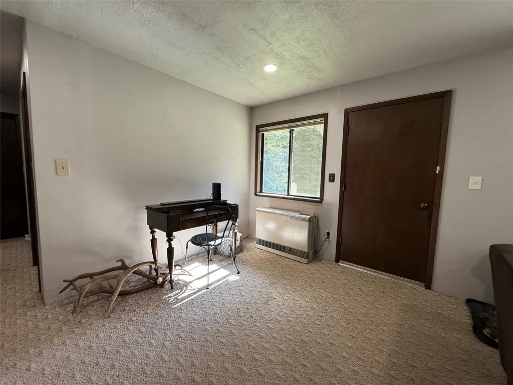12437 Us Highway 2 Troy MT 59935