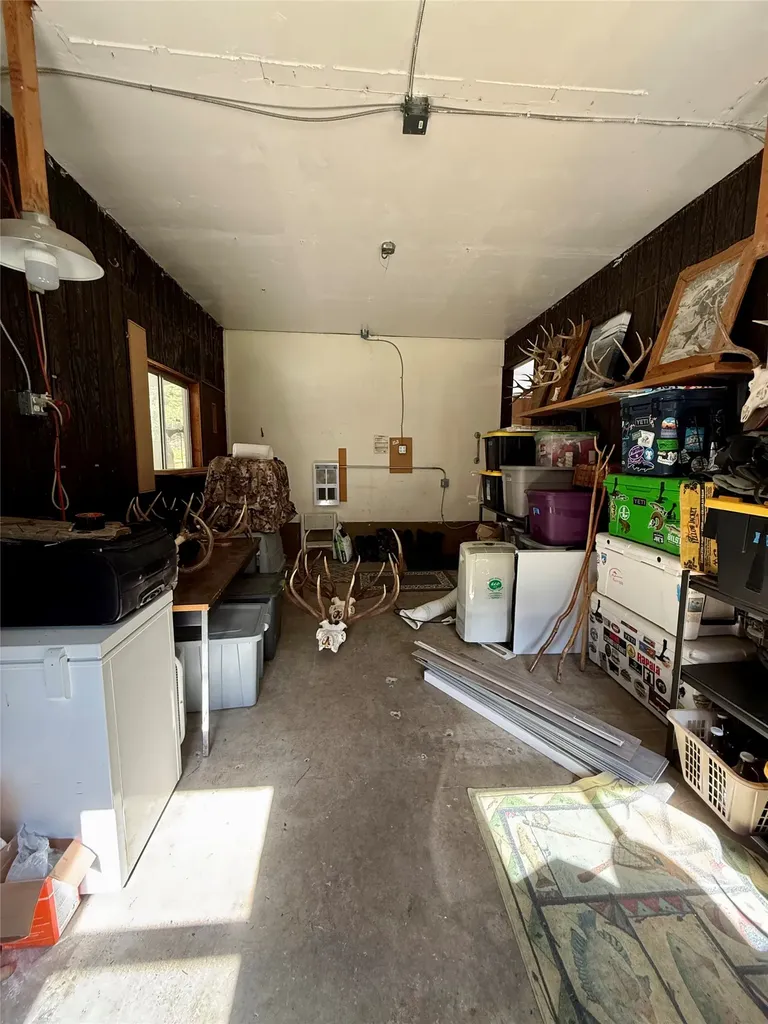 12437 Us Highway 2 Troy MT 59935