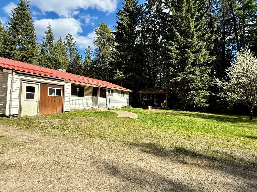 12437 Us Highway 2 Troy MT 59935