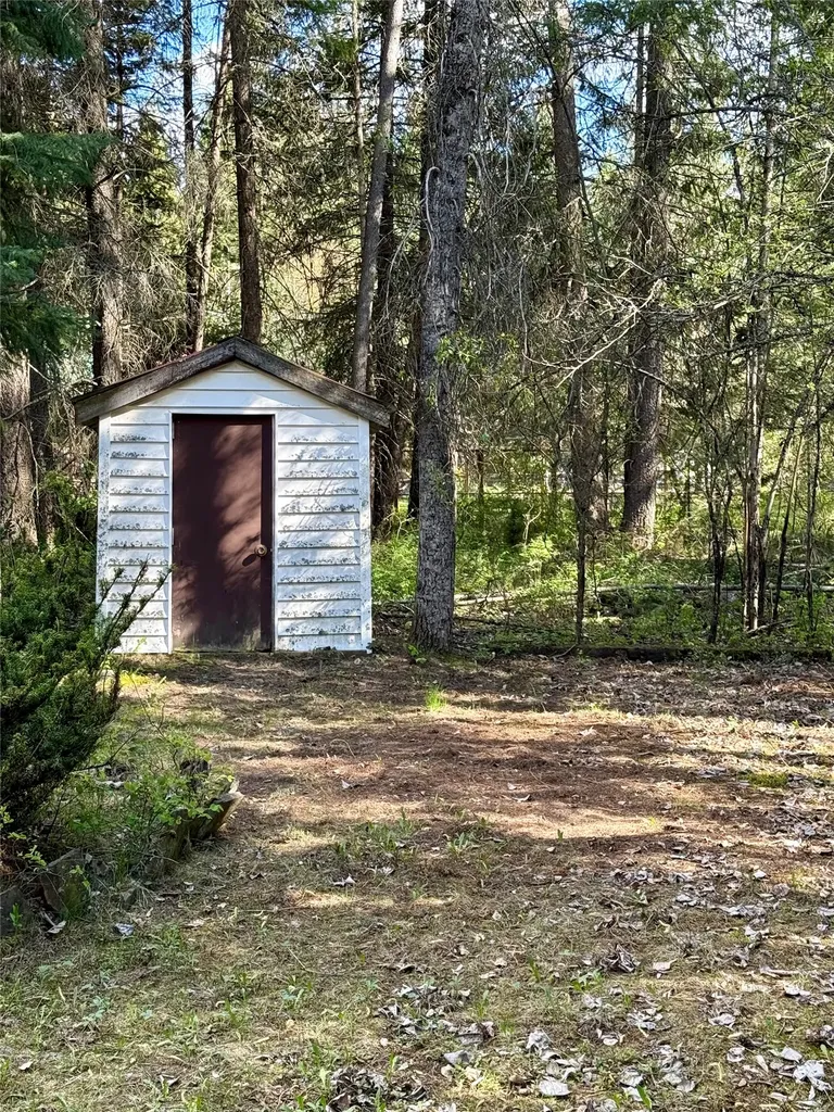 12437 Us Highway 2 Troy MT 59935