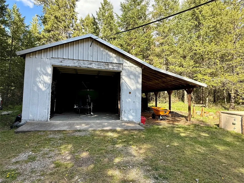 12437 Us Highway 2 Troy MT 59935